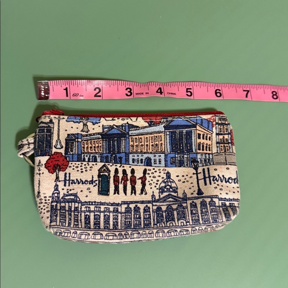 Harrods Blue and Red Cityscape Coin Pouch - Picture 9 of 9